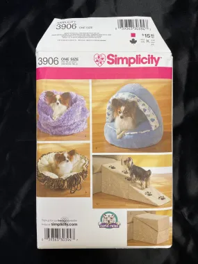 2007 Simplicity 3906 Pattern - Dog Accessories FACTORY FOLDED