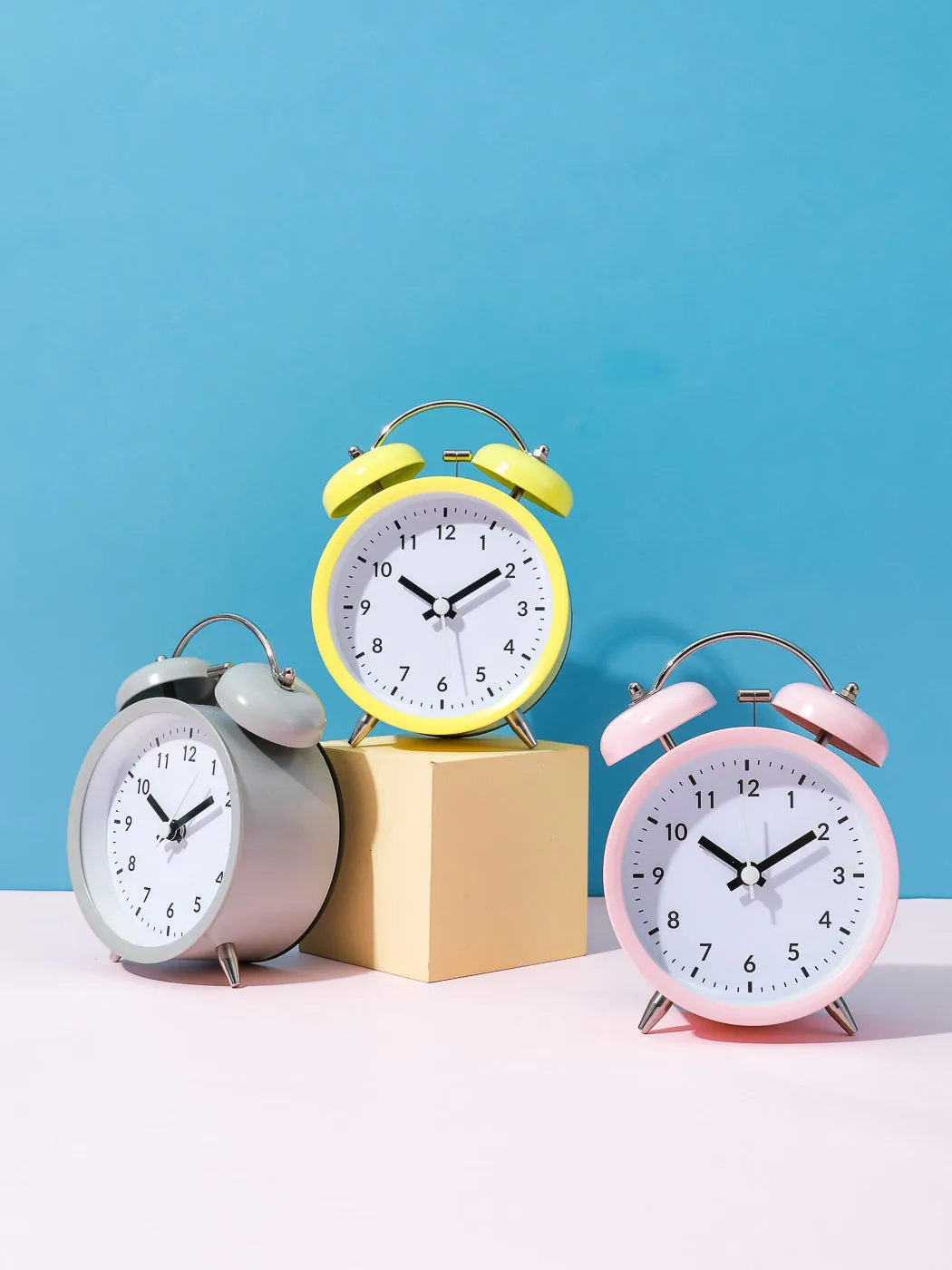 Classic Alarm Clock(Yellow)