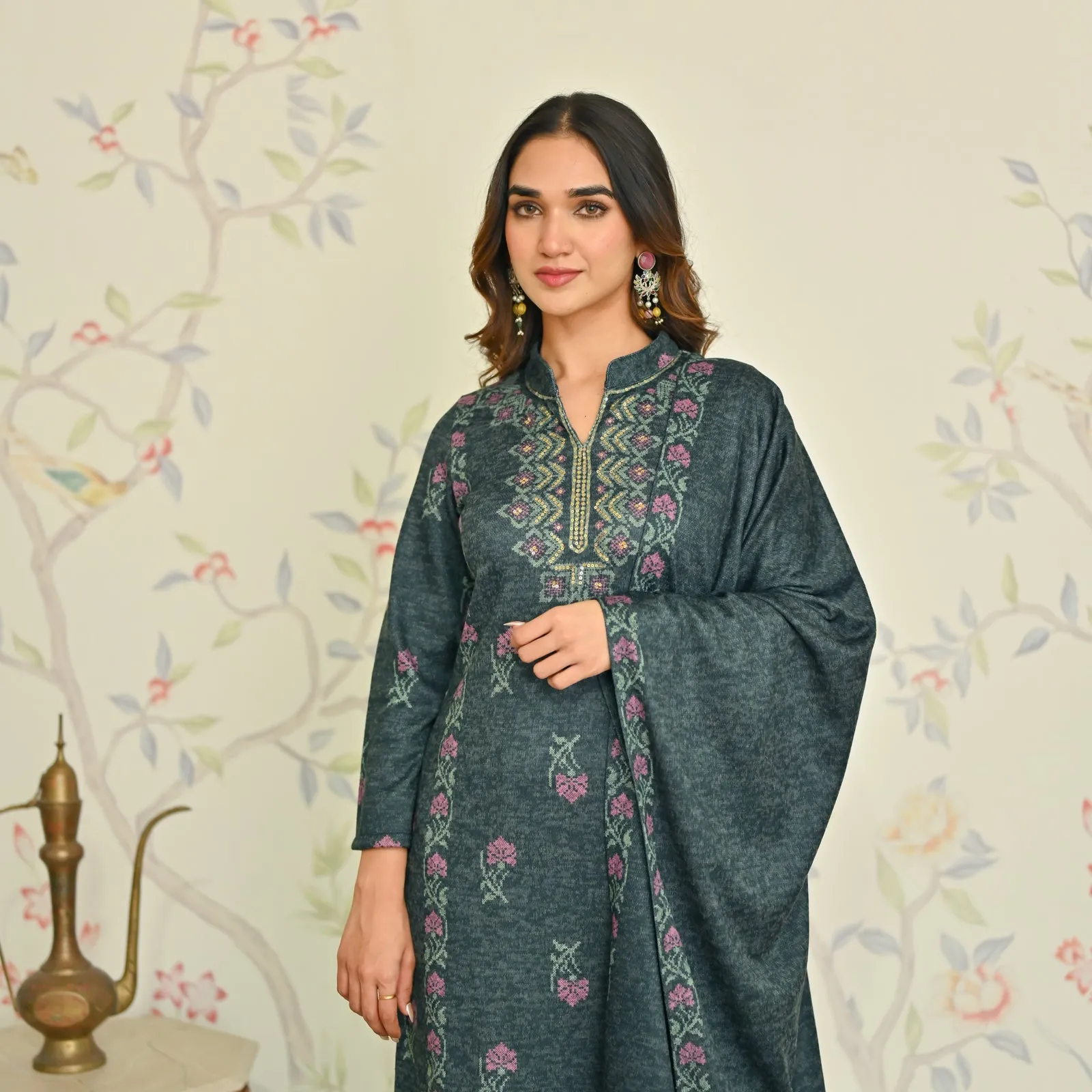 Emerald Green Embroidered Woollen Kurta Set with Dupatta