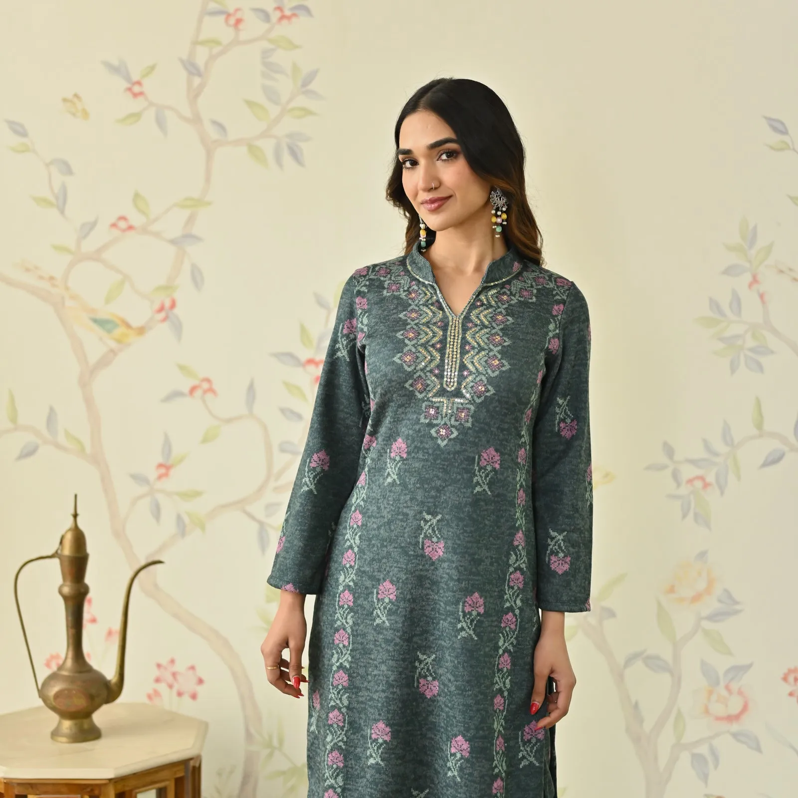 Emerald Green Embroidered Woollen Kurta