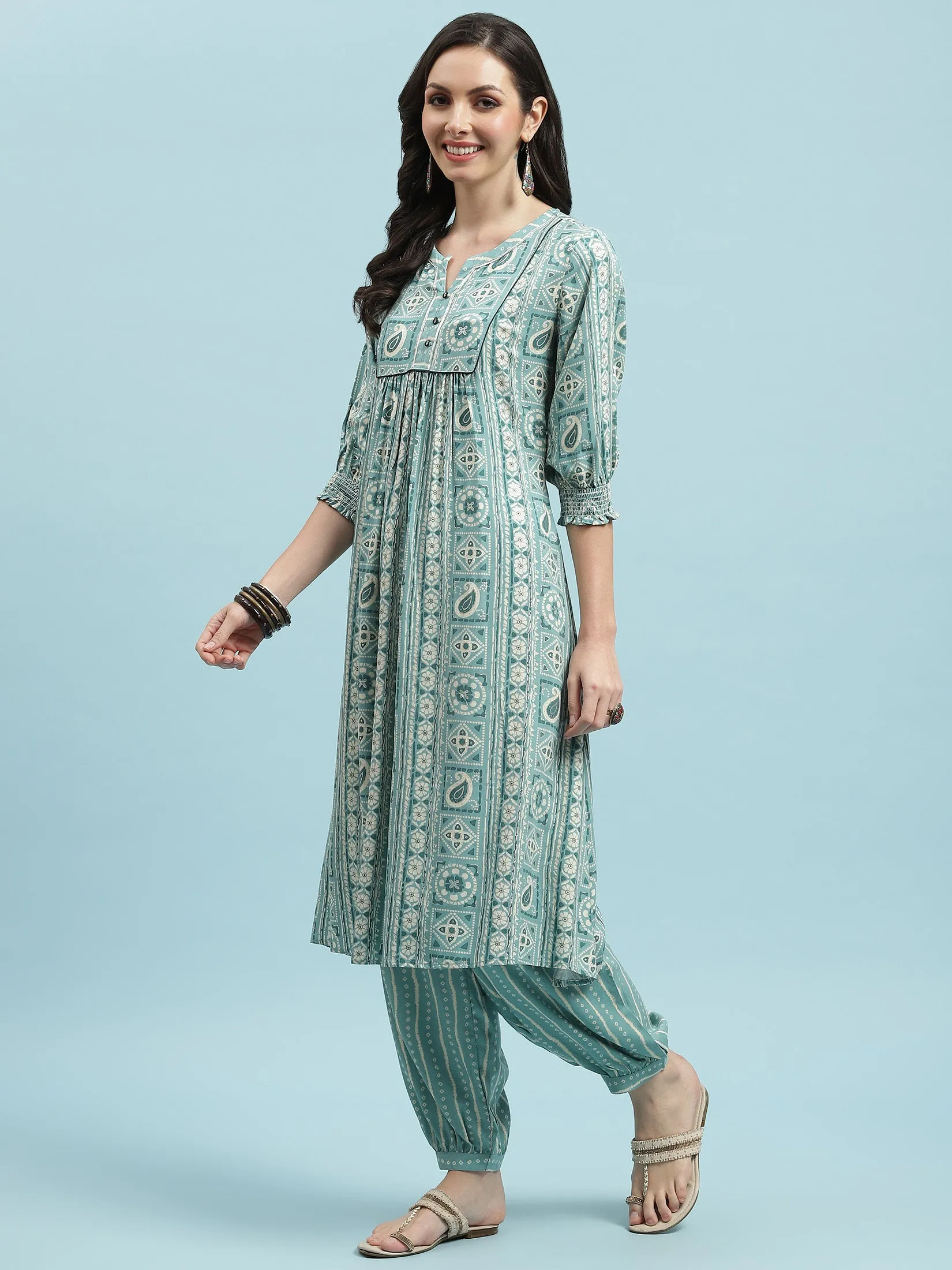 Women Blue Abstract Printed Kurta With Harem Pant