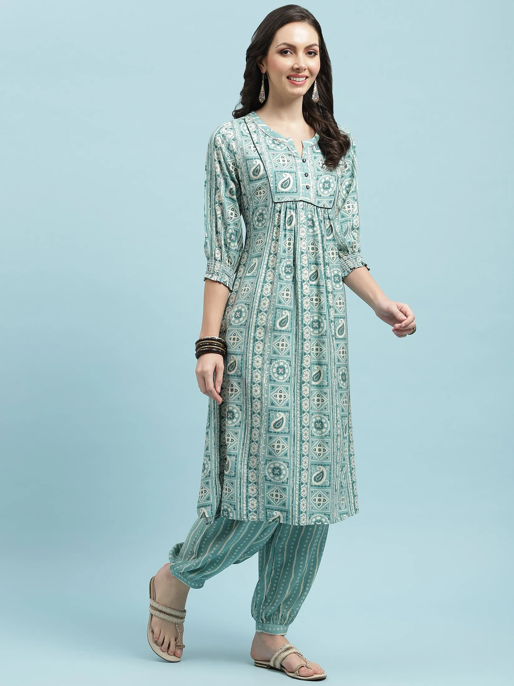 Women Blue Abstract Printed Kurta With Harem Pant